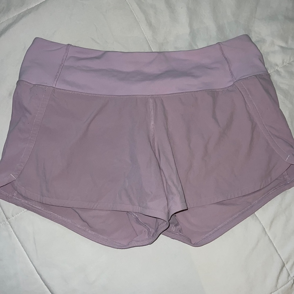 Lululemon size 6 speed up shorts 4”
